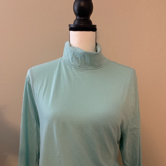 J Crew Women's Light Blue Turtleneck shirt xxl EUC B62 - Picture 2 of 6